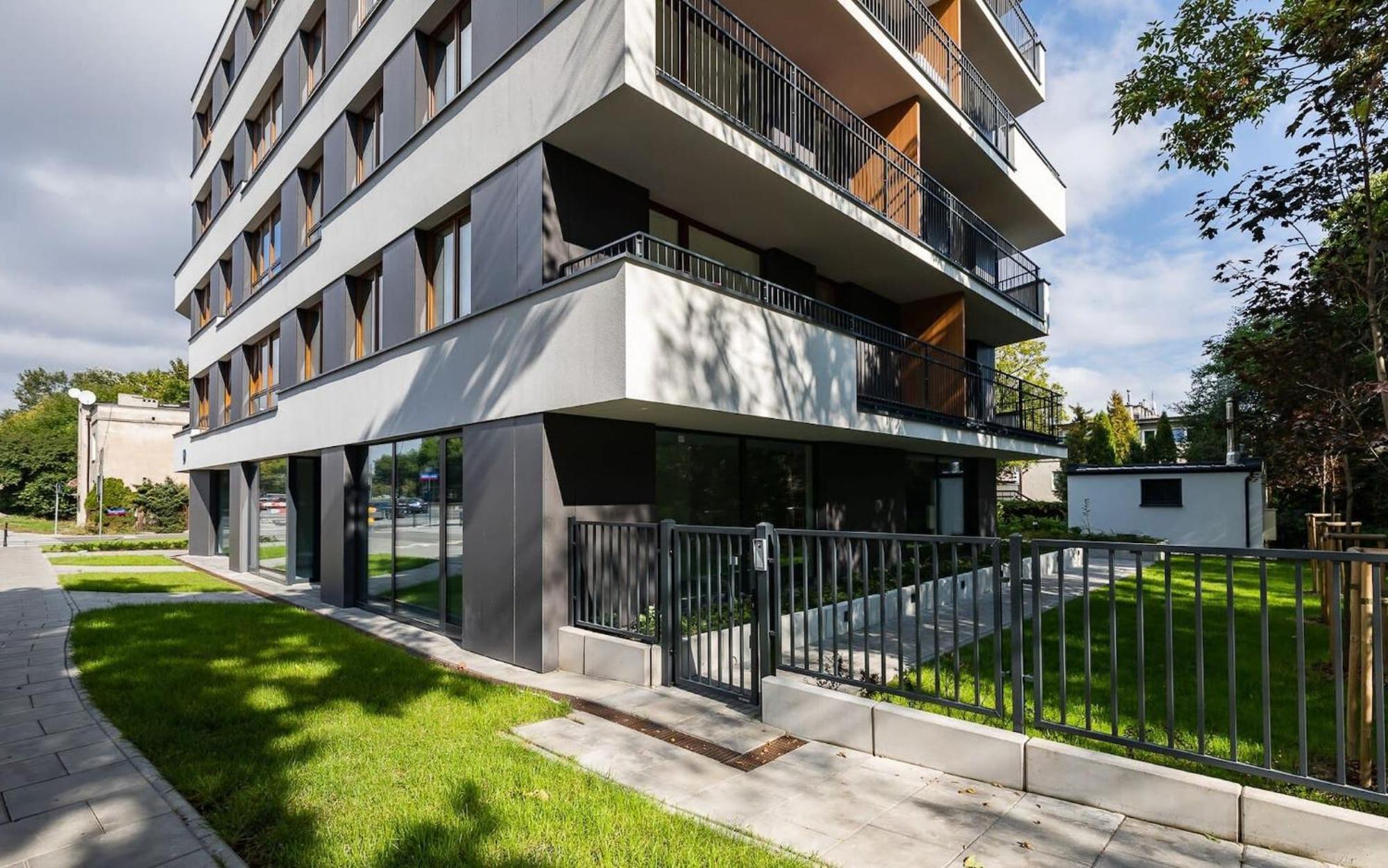 Pulawska 221 - Colorful Apartment With Balcony By Noclegi Renters Warschau Buitenkant foto
